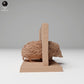 Productfoto 2: Wild dierfiguur: Europese egel - steekt een hek over (24_11_06)