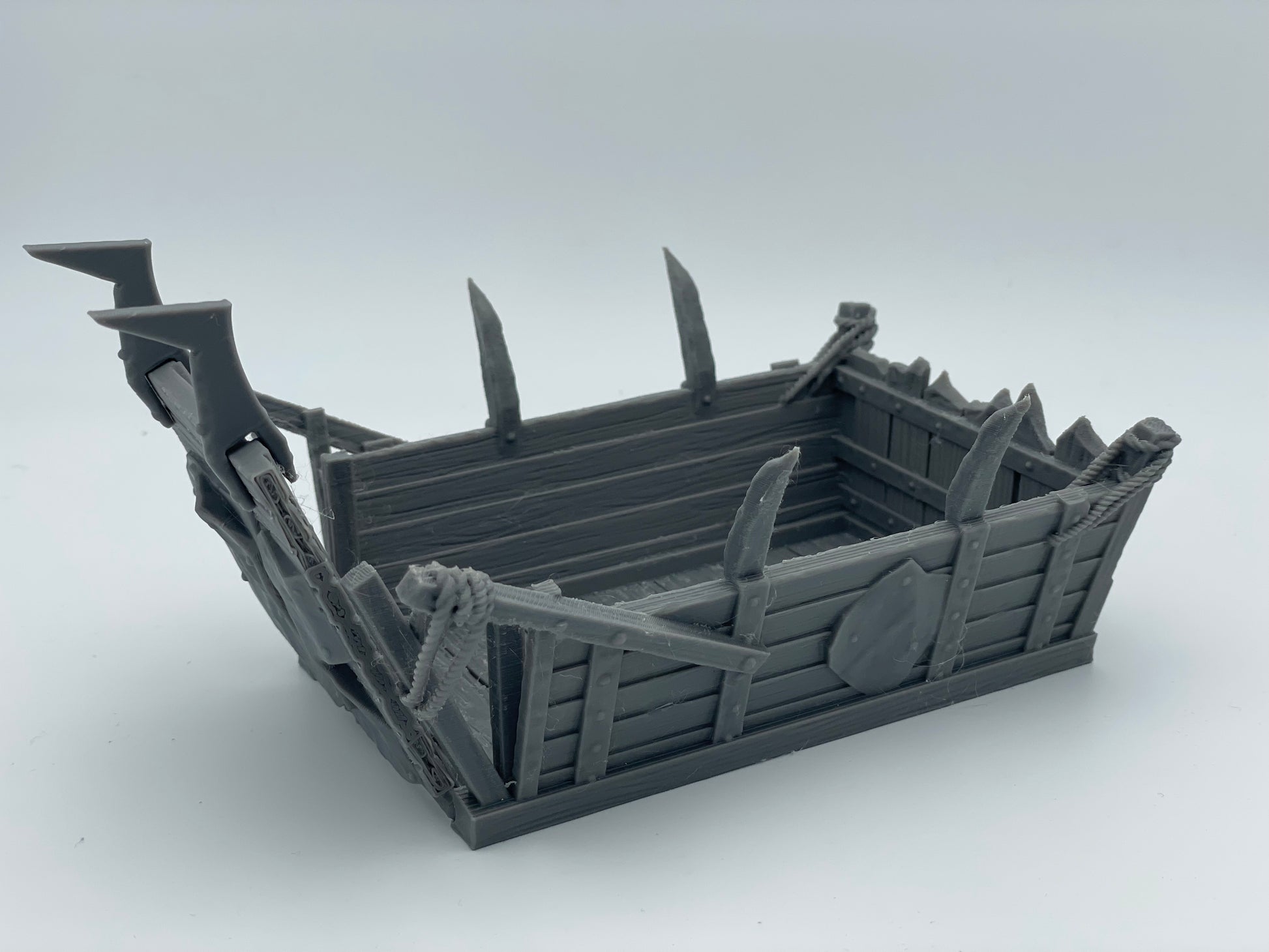 Productfoto Tabletop 28mm The Printing Goes Ever On (TPGEO) 0: Kleine landingsboot - Transportboot van de Orks - Vlot voor belegering