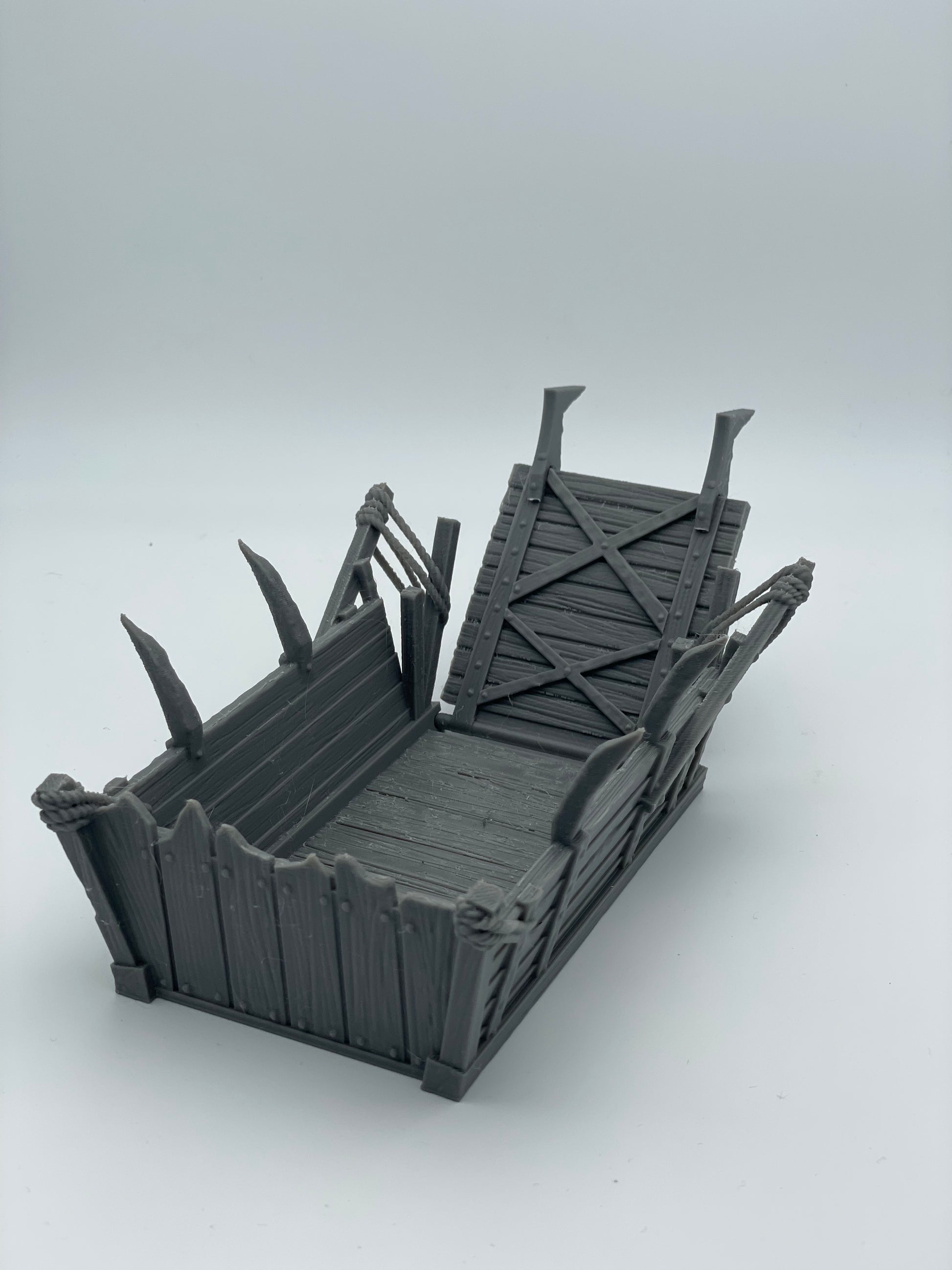 Productfoto Tabletop 28mm The Printing Goes Ever On (TPGEO) 0: Kleine landingsboot - Transportboot van de Orks - Vlot voor belegering