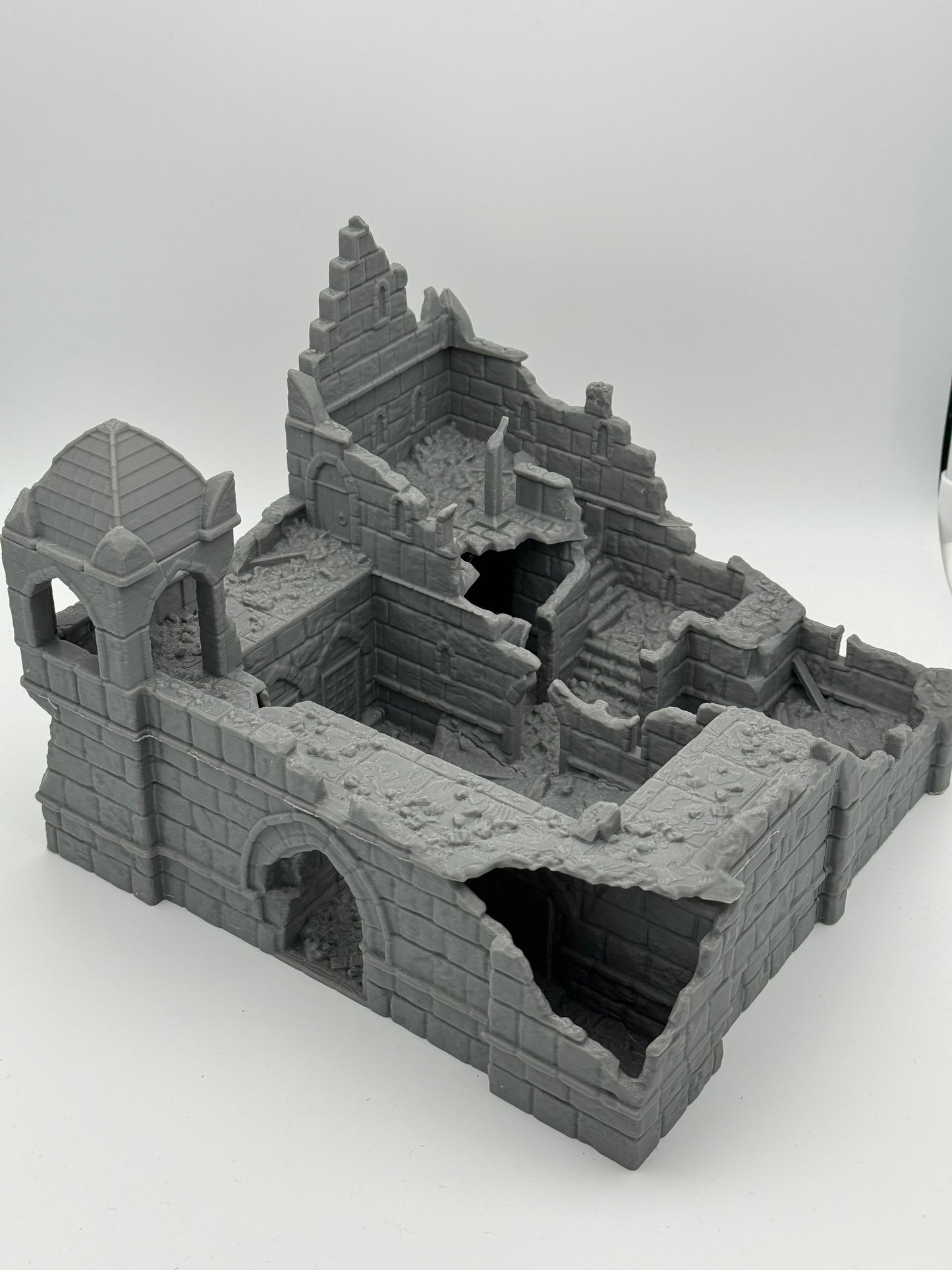 Productfoto Tabletop 28mm The Printing Goes Ever On (TPGEO) 0: Kazerne Ruïnes Ivory City - Gebouw Koninkrijk Gonthan - Kazerne Ruïnes Tabletop Terrain