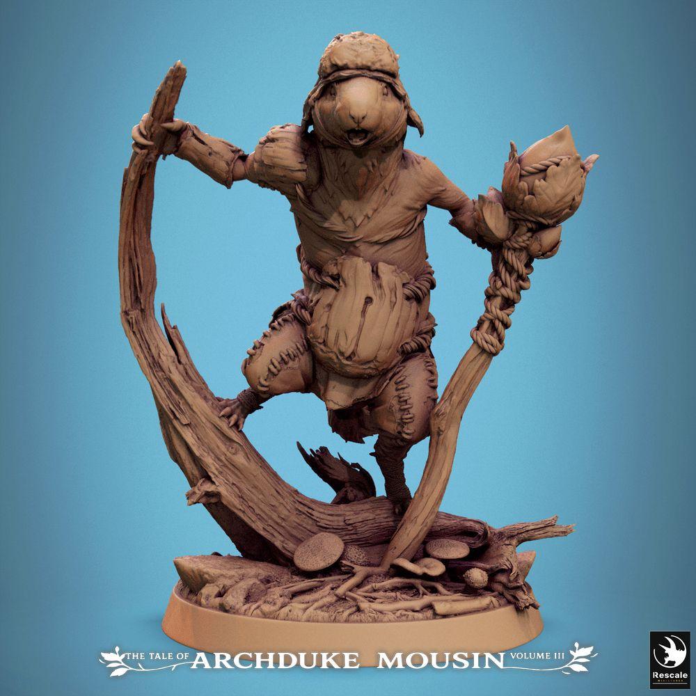 Productfoto Tabletop 28mm Lord of the Print (LotP) 0: Fantasy Miniatuur: Knaagdierschamaan en Druïde, Bosmagier met knorrige staf in dynamische spronghouding op bosbasis, karaktermodel Muis/Rat (25_07_Q7)