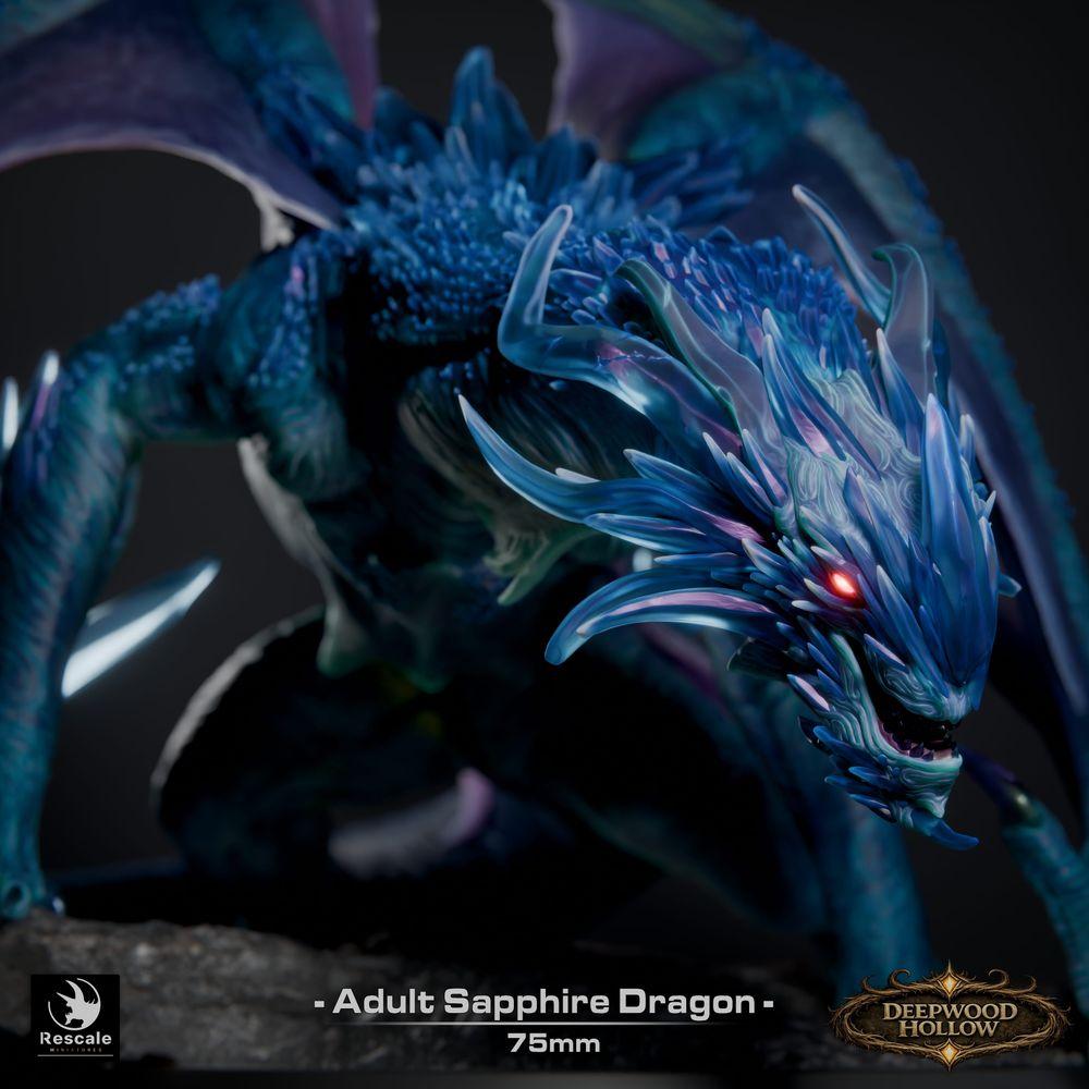 Productfoto Tabletop 28mm Lord of the Print (LotP) 1: Tabletop Miniatuur: Saphirdraken (Sapphire Dragon, volwassen), Kristalldraak, Edelsteen-draak, Grote Draak, Baasmonster, klaar om te springen, Ademaanval (26_03_C1)