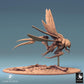 Productfoto Tabletop 28mm Lord of the Print (LotP) 0: Tabletop Miniatuur: Insectoïde Vliegende Beest - Mantiscreatuur met Scharen, Zwermcreatuur, Reuzenwesp Giant Wasp (24_07_D8)