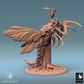 Productfoto Tabletop 28mm Lord of the Print (LotP) 0: Tabletop Miniatuur: Insectoïde Demonrijder op Vleugeldier, Zwermvorst, Bosgeest-Sjaman, Skycutter Guard (24_07_E4)