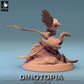 Productfoto Tabletop 28mm Lord of the Print (LotP) 0: Tabletop Miniatuur: Microraptor Raptor, gevederde roofdier, loerend op rotsbasis (24_06_A2)