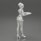 Diorama modelbouw productfoto 7: Diorama-miniatuur: Dienstmeisje met dienblad vol cupcakes, staande figuur (Ref Nr. A48)