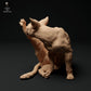 Huisdierfiguur: Kat is aan het poetsen (a001)