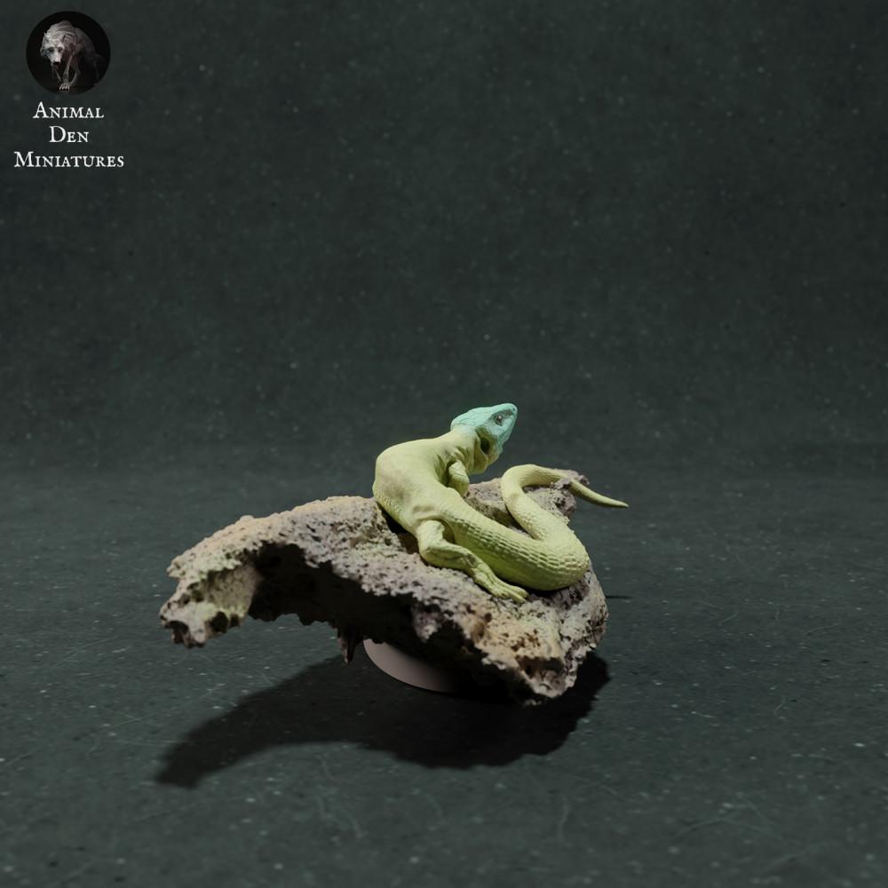 Productfoto dierenfiguur Animal Den Miniatures 1: reptielenfiguur: smaragdhagedis (22_11_13)