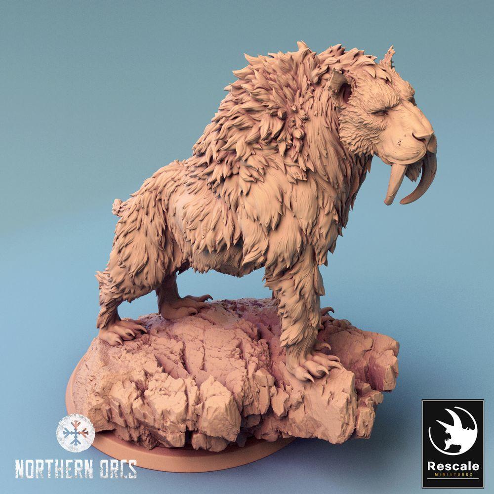 Productfoto Tabletop 28mm Lord of the Print (LotP) 0: Tabletop Miniatuur: Sabeltandtijger Frostbeest, Alpha-Roofdier, Baasmonster, Oorlogsbeest Rijdier (24_04_C1)