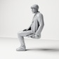 Diorama Modellbau Produktfoto 6: Sitzende Figur: Älterer Mann mit Mütze & Jacke (a210)
