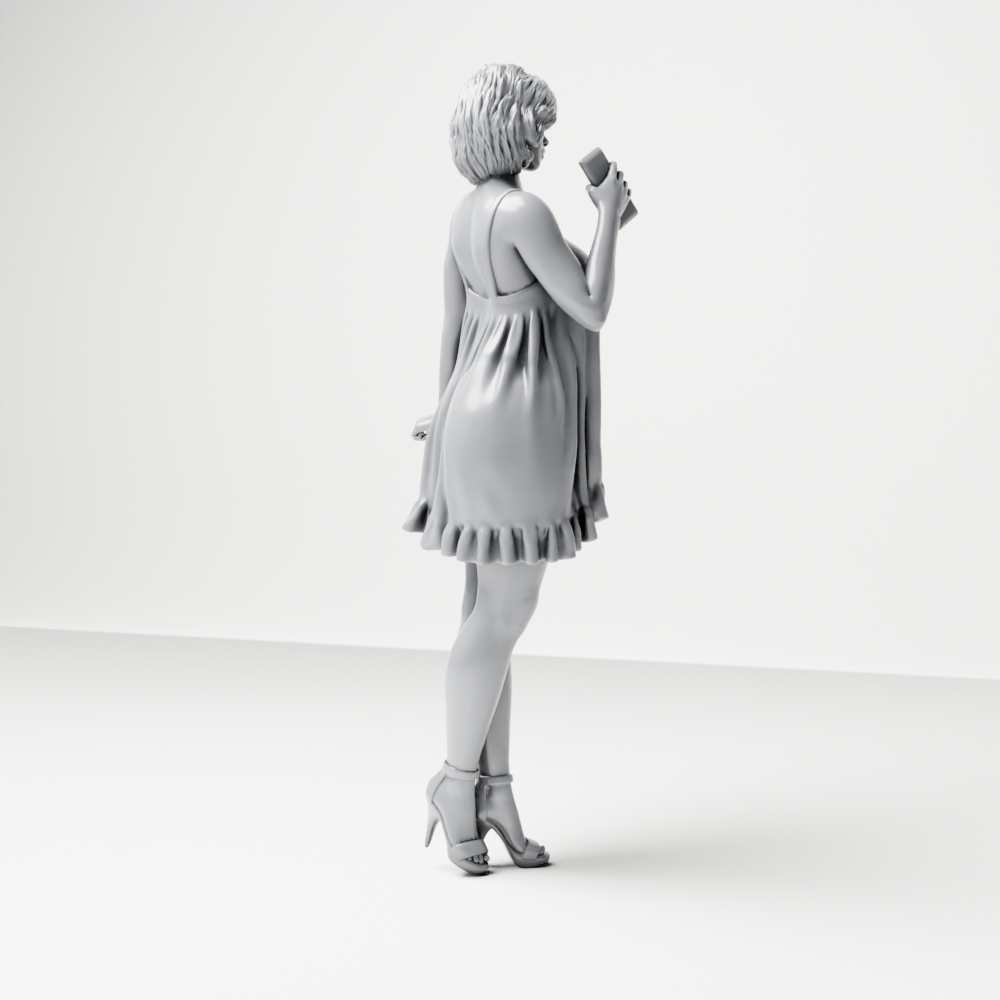 Diorama Modellbau Produktfoto 8: Stehende Figur: Frau im kurzen Kleid mit Mobiltelefon & Absatzschuhen (a180)