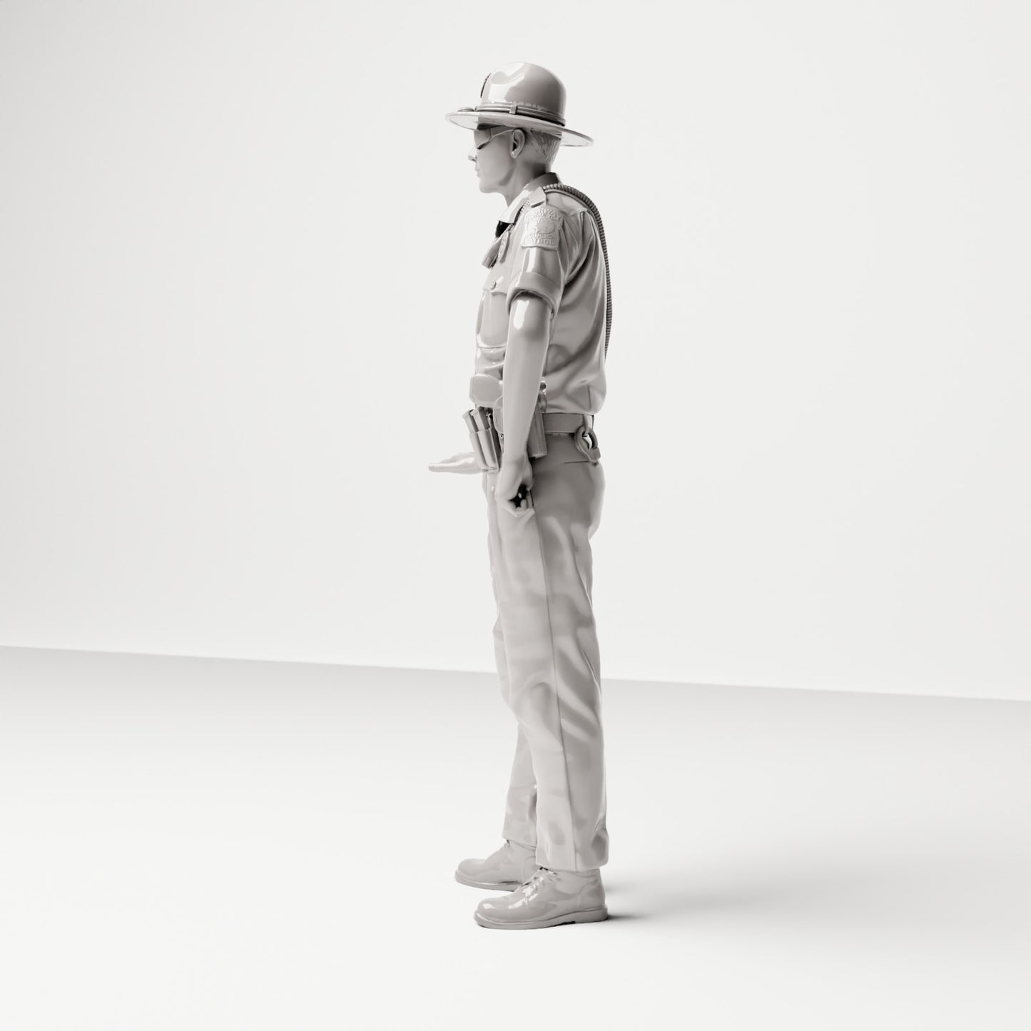 Stehende Figur: Polizist mit Hut & Dienstgürtel (Ref. Nr. 502) - vollständige Studioansicht 3