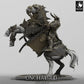 Productfoto Tabletop 28mm Lord of the Print (LotP) 0: Tabletop Miniatuur: Donkere Paladijn op stijgende strijdros - Heldenridder / Vervloekte ruiter, Elite-kavalerie ruiterfiguur (24_05_T)